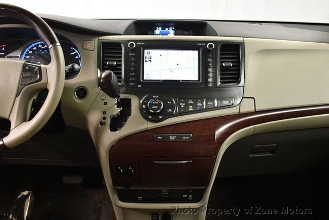 2013 Toyota Sienna limited - 22933939 - 23