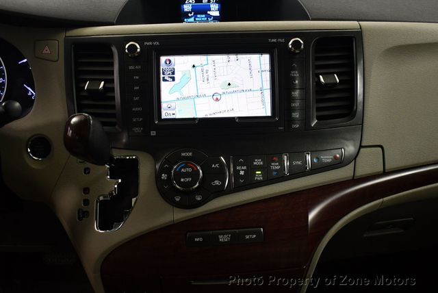 2013 Toyota Sienna limited - 22933939 - 24