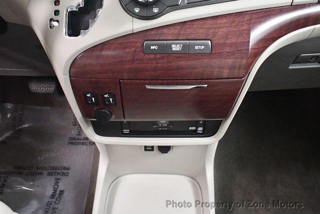 2013 Toyota Sienna limited - 22933939 - 25