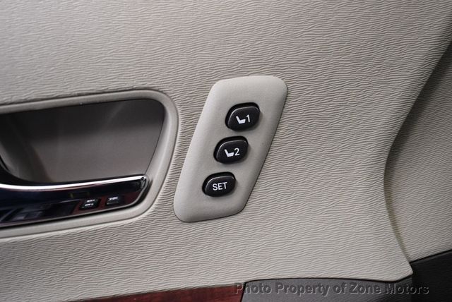 2013 Toyota Sienna limited - 22933939 - 31