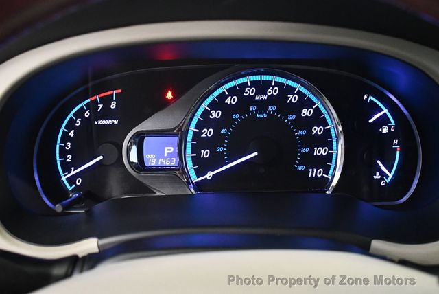 2013 Toyota Sienna limited - 22933939 - 33
