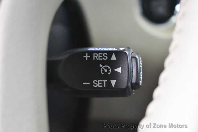 2013 Toyota Sienna limited - 22933939 - 38