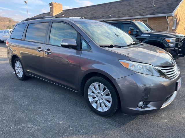 2013 Toyota Sienna Limited All Wheel Drive Van - 22976087 - 0