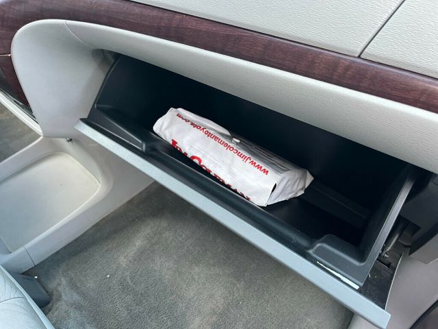 2013 Toyota Sienna Limited All Wheel Drive Van - 22976087 - 10