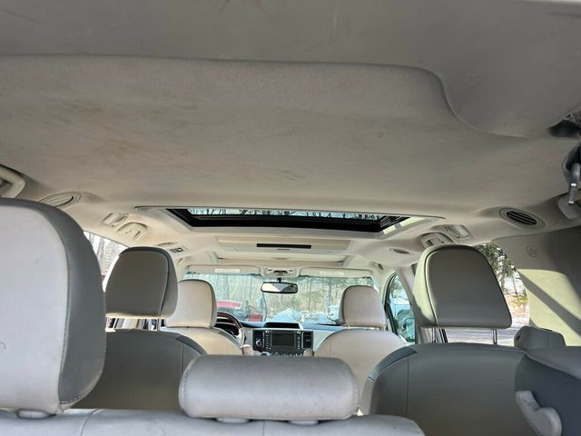 2013 Toyota Sienna Limited All Wheel Drive Van - 22976087 - 23
