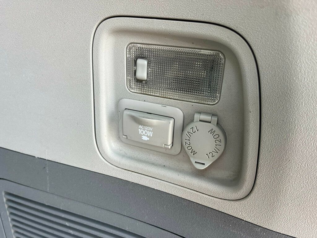 2013 Toyota Sienna Limited All Wheel Drive Van - 22976087 - 24