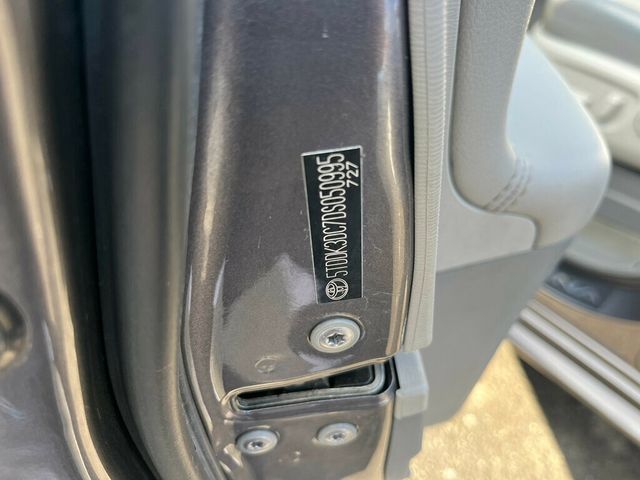 2013 Toyota Sienna Limited All Wheel Drive Van - 22976087 - 32