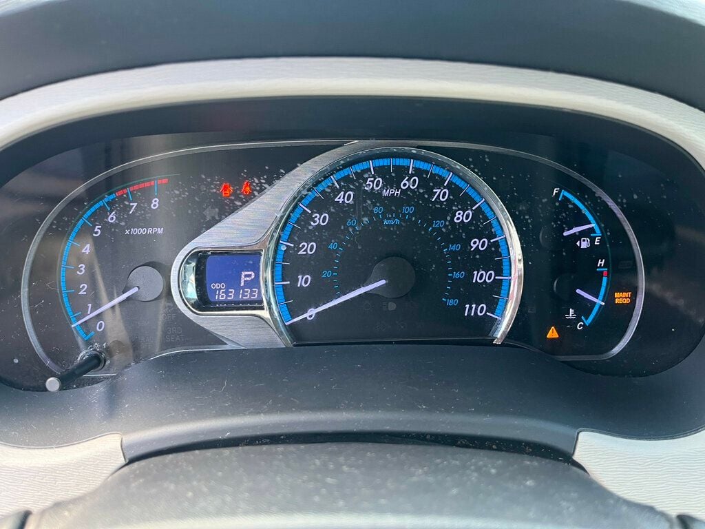 2013 Toyota Sienna Limited All Wheel Drive Van - 22976087 - 40
