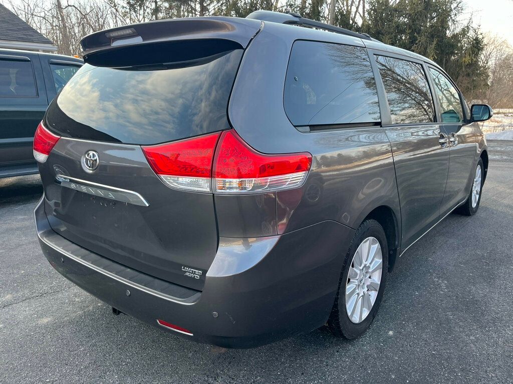2013 Toyota Sienna Limited All Wheel Drive Van - 22976087 - 5