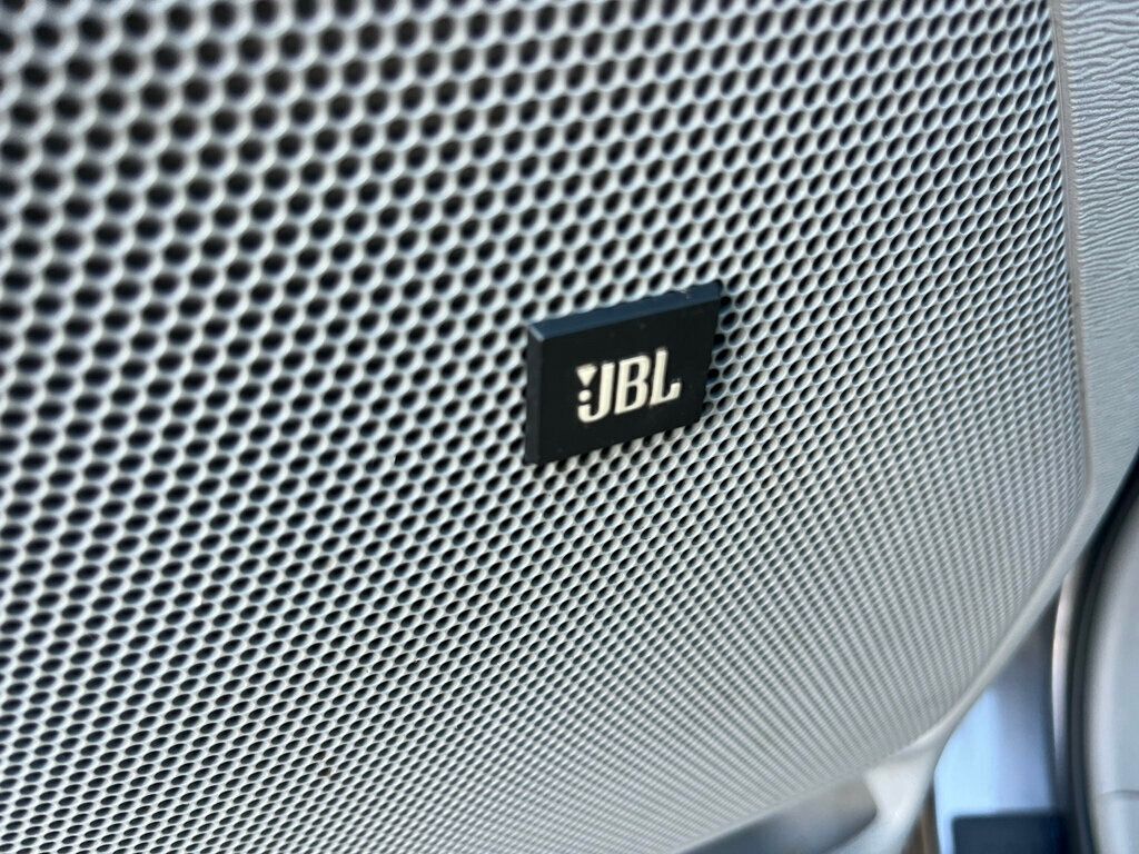 2013 Toyota Sienna Limited All Wheel Drive Van - 22976087 - 60