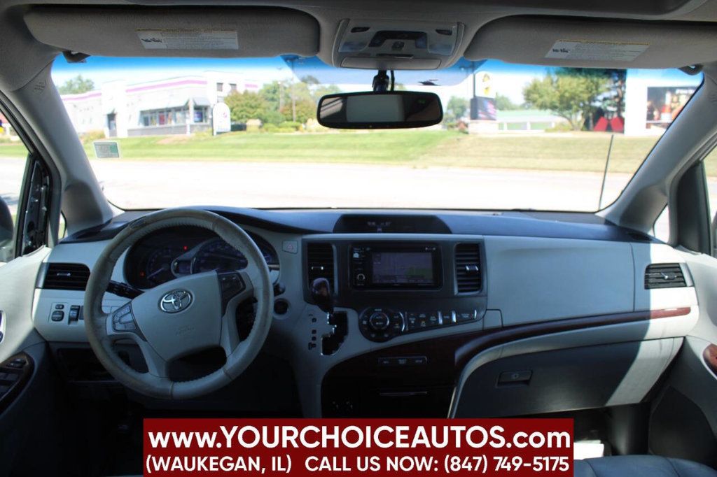 2013 Toyota Sienna XLE 8 Passenger 4dr Mini Van - 22907539 - 19