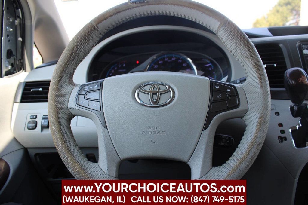 2013 Toyota Sienna XLE 8 Passenger 4dr Mini Van - 22907539 - 22