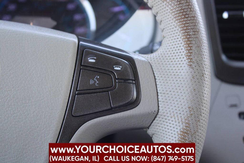 2013 Toyota Sienna XLE 8 Passenger 4dr Mini Van - 22907539 - 23