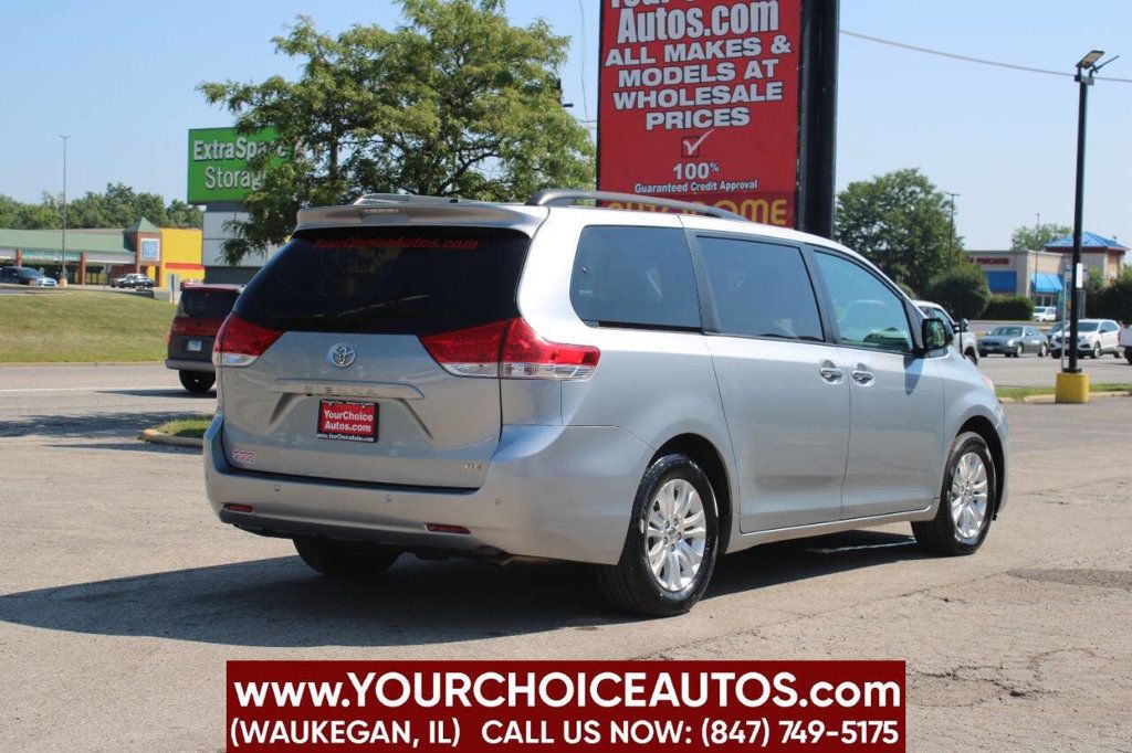 2013 Toyota Sienna XLE 8 Passenger 4dr Mini Van - 22907539 - 4