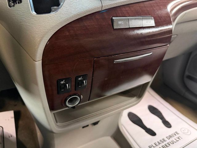 2013 Toyota Sienna XLE 8 Passenger 4dr Mini Van - 22987383 - 40