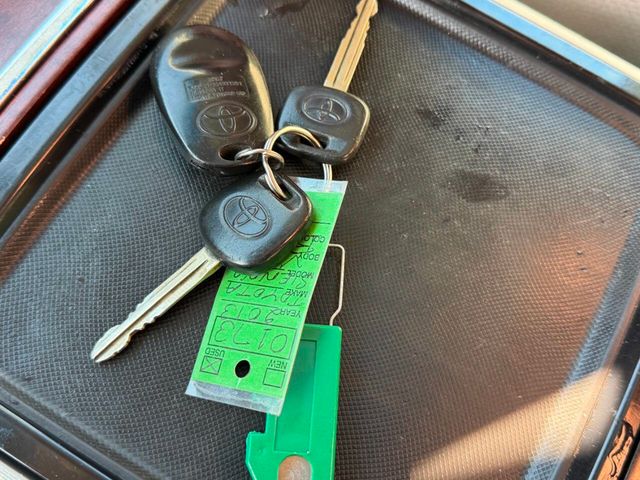 2013 Toyota Sienna XLE 8 Passenger 4dr Mini Van - 22987383 - 48