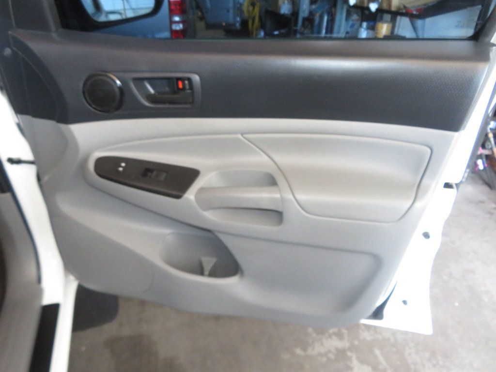 2013 Toyota Tacoma 1OWNER TACOMA ACCESS CAB 4X4 MANUAL TRANNY EXTAR CLEAN LOW MILES - 23050723 - 24