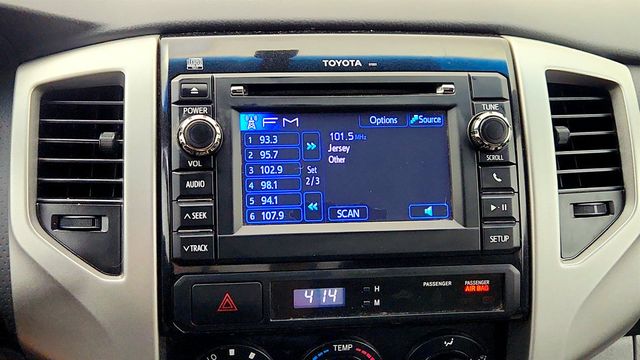 2013 Toyota Tacoma 2WD Access Cab I4 Automatic w/ SR5 Package & Backup Camera - 23014261 - 17