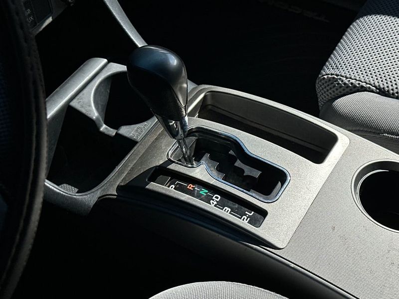 2013 Toyota Tacoma 2WD Double Cab LB V6 Automatic PreRunner - 23020753 - 17