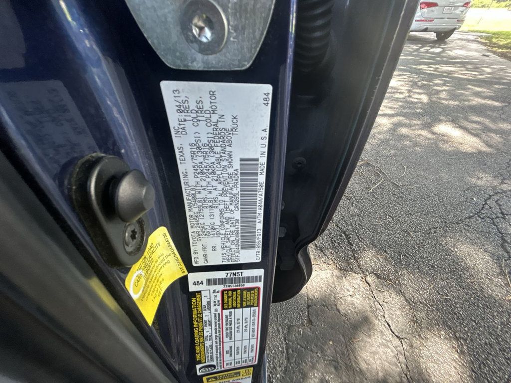 Toyota Tacoma 2WD Double Cab V6 Automatic PreRunner photo 23