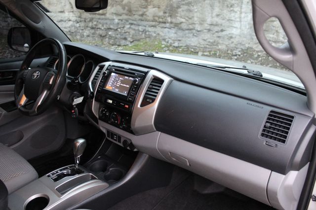 2013 Toyota Tacoma 2WD Double Cab V6 Automatic PreRunner - 22954536 - 19