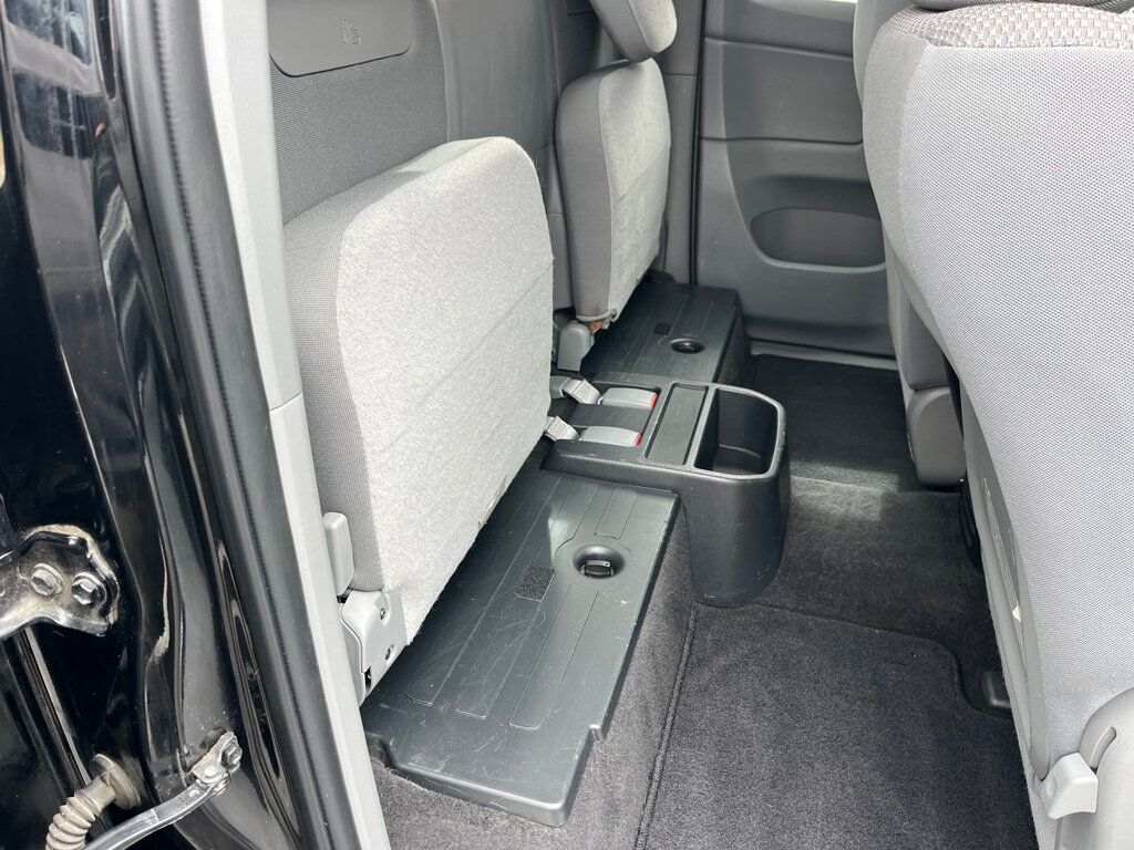 2013 Toyota Tacoma 4WD Access Cab V6 Automatic - 22992337 - 34