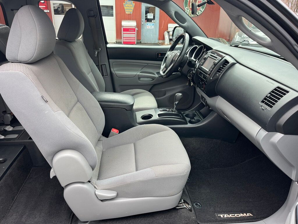 2013 Toyota Tacoma 4WD Access Cab V6 Automatic - 22992337 - 36