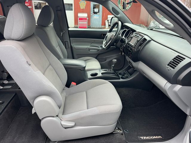 2013 Toyota Tacoma 4WD Access Cab V6 Automatic - 22992337 - 36