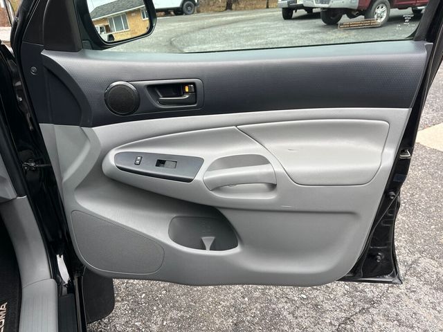 2013 Toyota Tacoma 4WD Access Cab V6 Automatic - 22992337 - 37