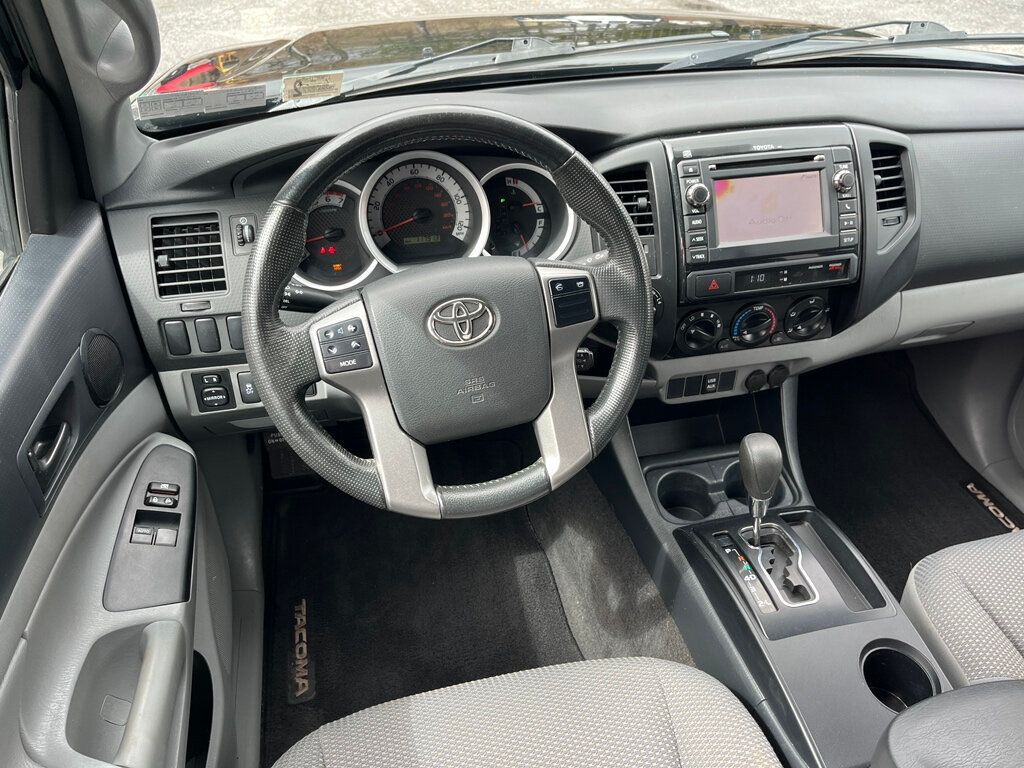 2013 Toyota Tacoma 4WD Access Cab V6 Automatic - 22992337 - 52