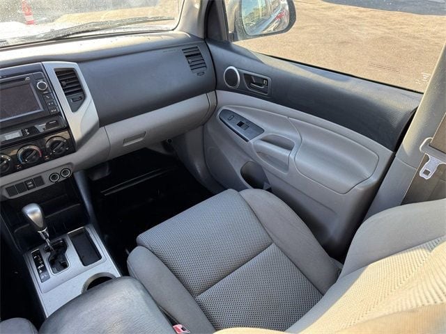 2013 Toyota Tacoma 4WD Double Cab V6 Automatic - 22400860 - 28