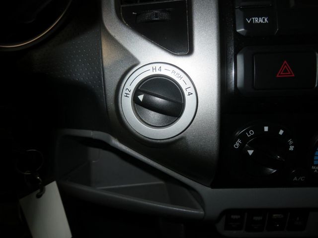 2013 Toyota Tacoma 4X4 DOUBLE CAB EXTRA CLEAN TACOMA AZ TRUCK 4X4 TX PROTRD  - 22813874 - 40