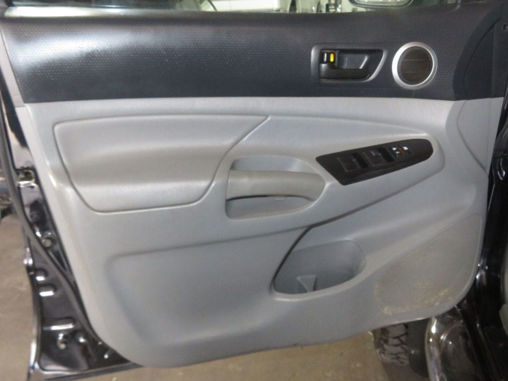 2013 Toyota Tacoma 4X4 TACOMA DOUBLE CAB LIFTED LONGBED EXTRA CLEAN SR5  - 22861692 - 17