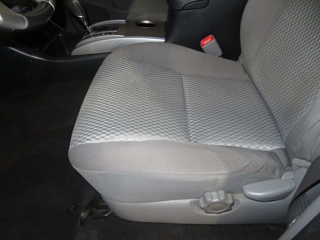 2013 Toyota Tacoma SR5 photo 20