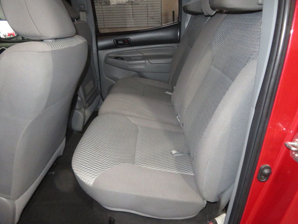 2013 Toyota Tacoma SR5 photo 23