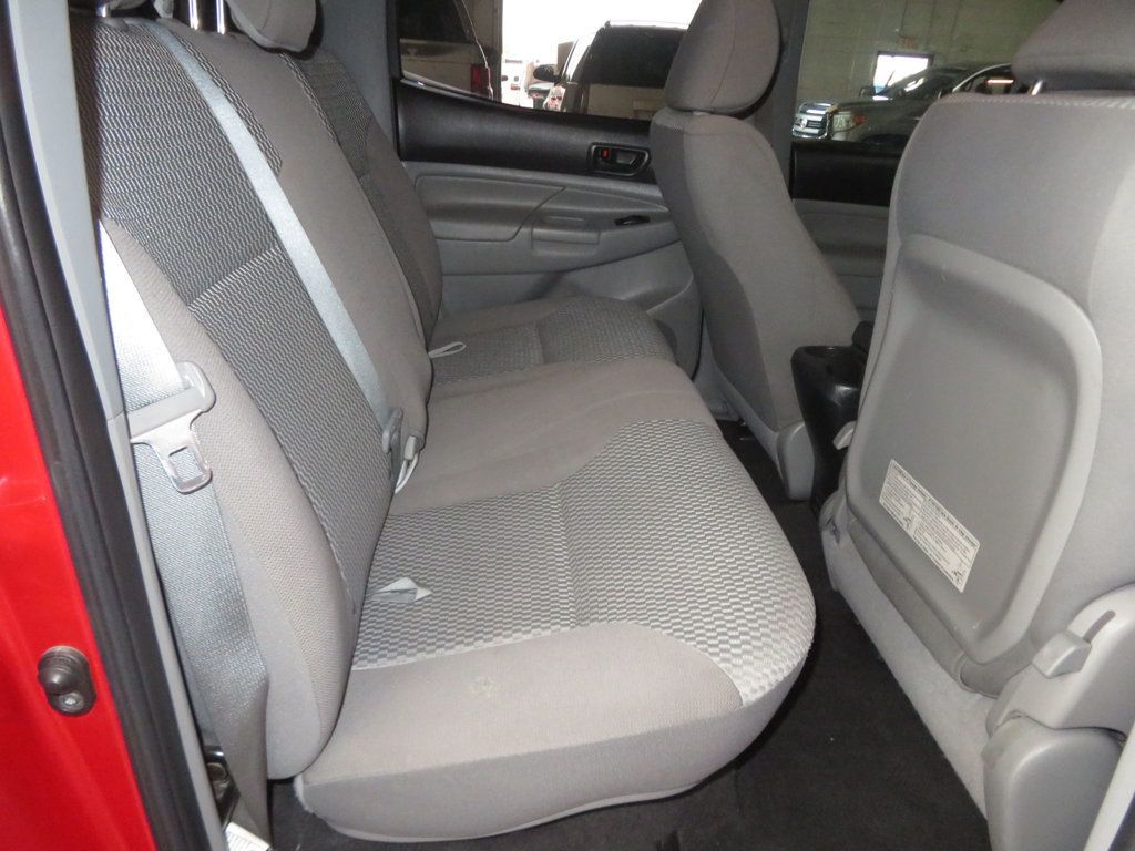2013 Toyota Tacoma SR5 photo 27