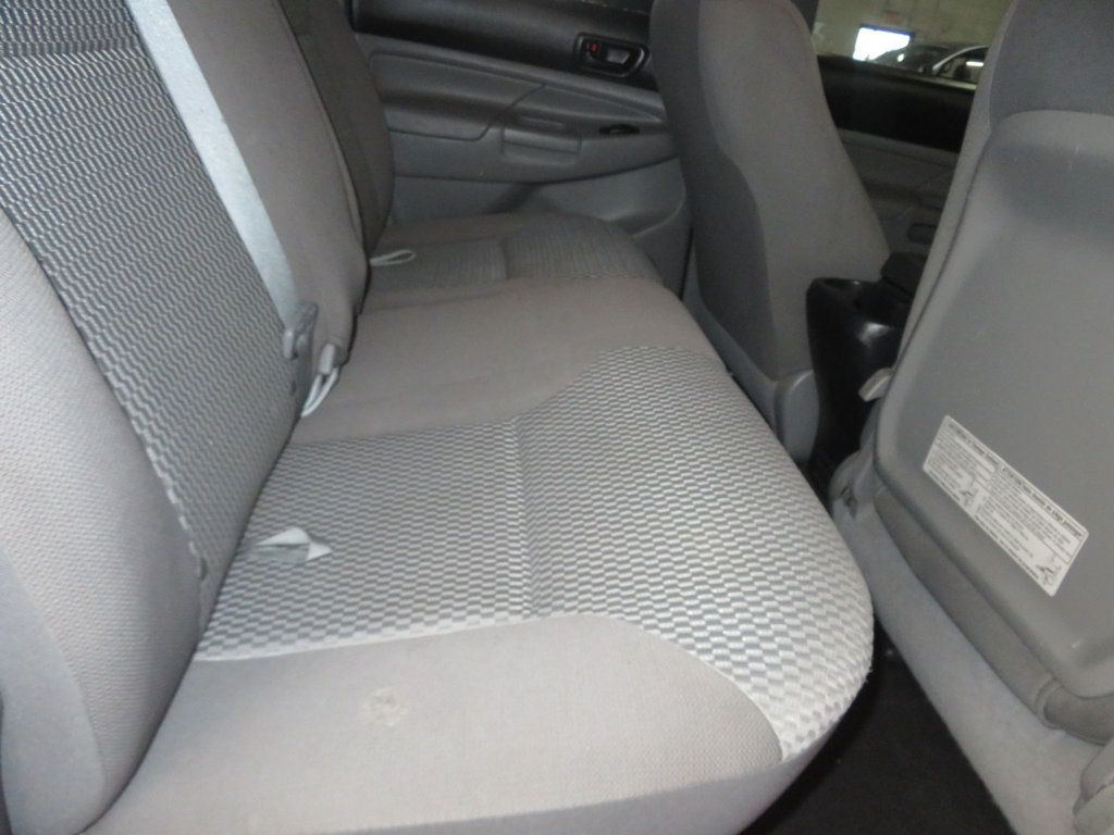 2013 Toyota Tacoma SR5 photo 29