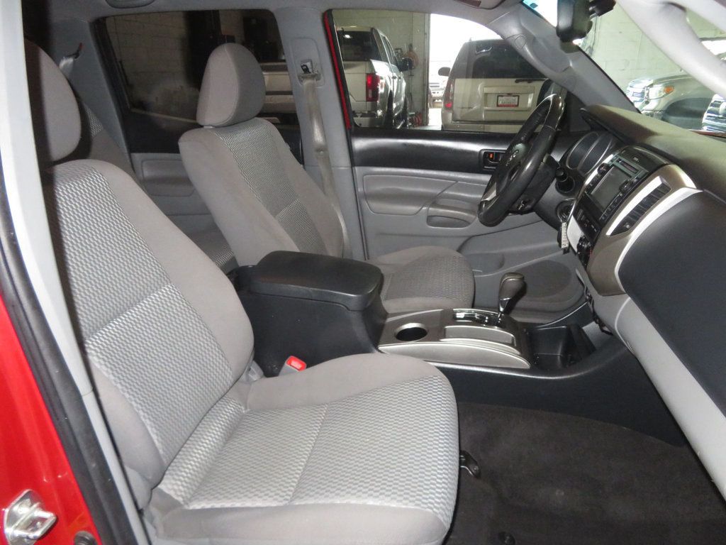 2013 Toyota Tacoma SR5 photo 34