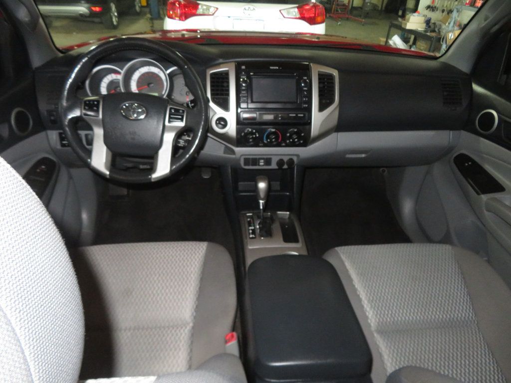 2013 Toyota Tacoma SR5 photo 39