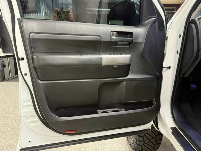 2013 Toyota Tundra 4x4, Fox Suspension Lift, 35" Ridge Grapplers, Fuel Wheels - 23041708 - 22