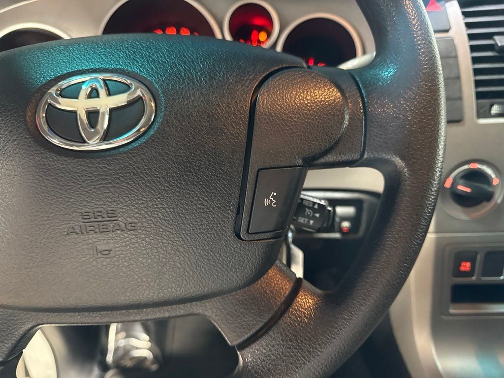 2013 Toyota Tundra CrewMax 5.7L FFV V8 6-Spd AT (Natl) - 23038665 - 10