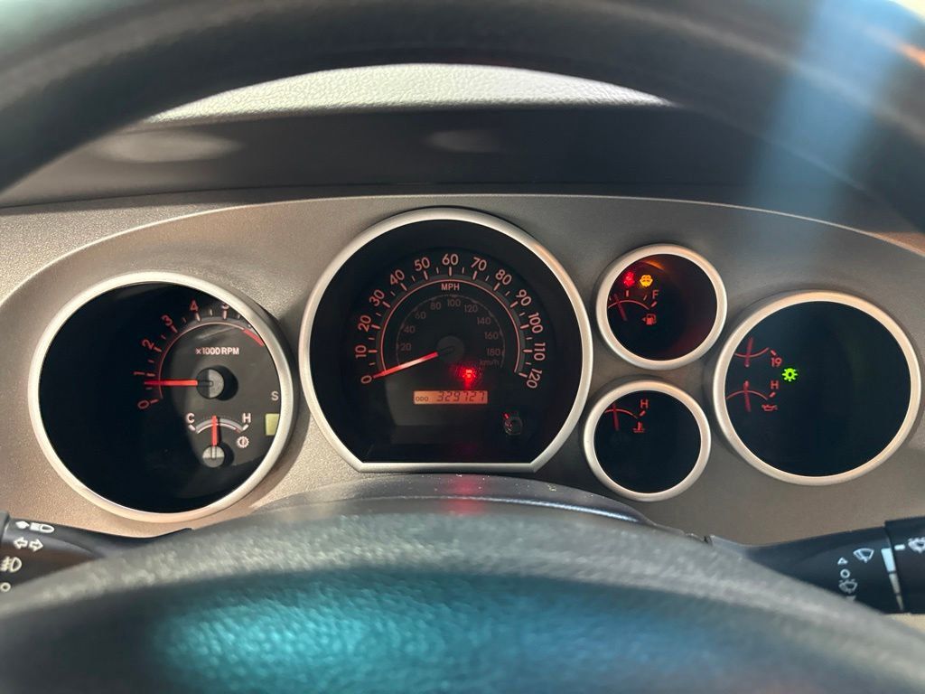 2013 Toyota Tundra CrewMax 5.7L FFV V8 6-Spd AT (Natl) - 23038665 - 14