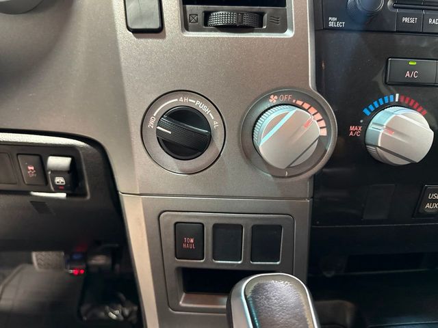 2013 Toyota Tundra CrewMax 5.7L FFV V8 6-Spd AT (Natl) - 23038665 - 18
