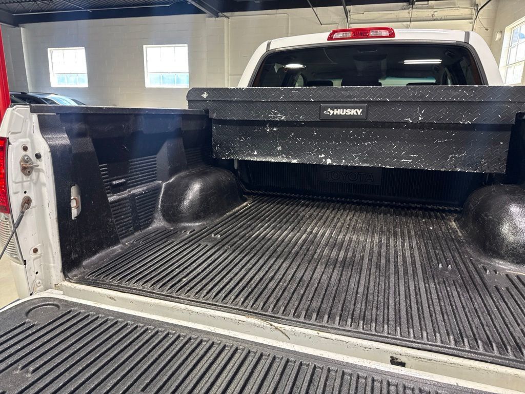 2013 Toyota Tundra CrewMax 5.7L FFV V8 6-Spd AT (Natl) - 23038665 - 35