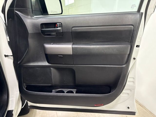 2013 Toyota Tundra CrewMax 5.7L FFV V8 6-Spd AT (Natl) - 23038665 - 44