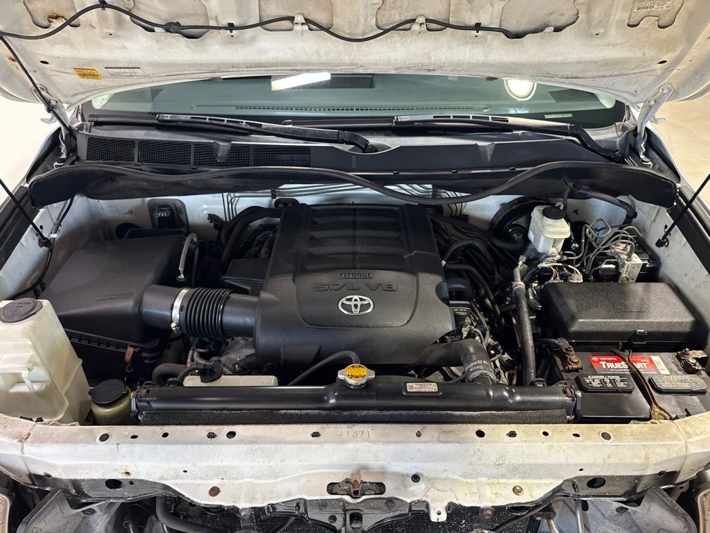 2013 Toyota Tundra CrewMax 5.7L FFV V8 6-Spd AT (Natl) - 23038665 - 45
