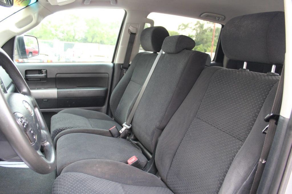 2013 Toyota Tundra CrewMax 5.7L FFV V8 6-Spd AT (Natl) - 22889877 - 9