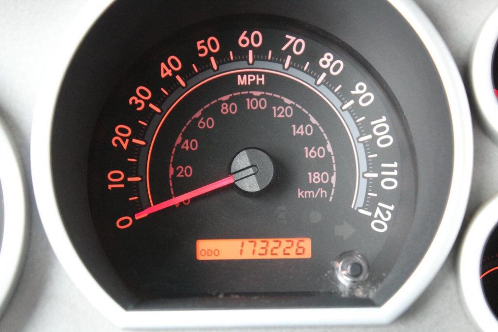 2013 Toyota Tundra CrewMax 5.7L FFV V8 6-Spd AT (Natl) - 22889877 - 19