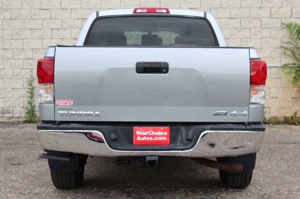 2013 Toyota Tundra CrewMax 5.7L FFV V8 6-Spd AT (Natl) - 22889877 - 3