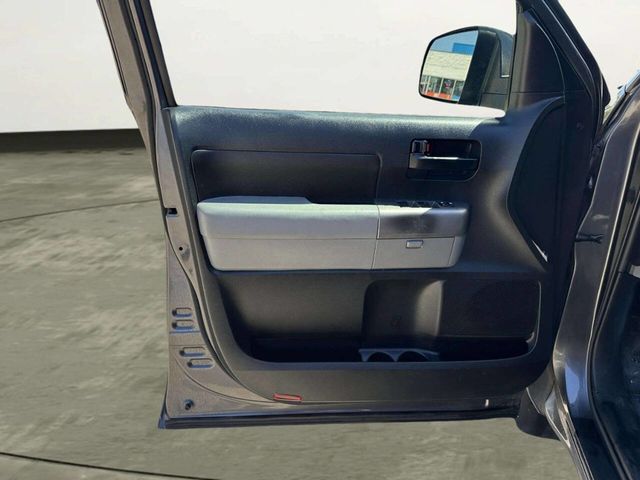 2013 Toyota Tundra CrewMax 5.7L FFV V8 6-Spd AT (Natl) - 23036127 - 10